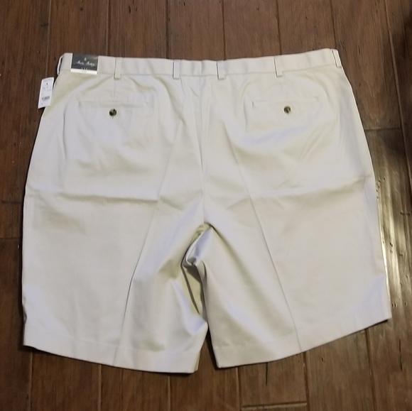 Brooks brother's shorts - Picture 2 of 6